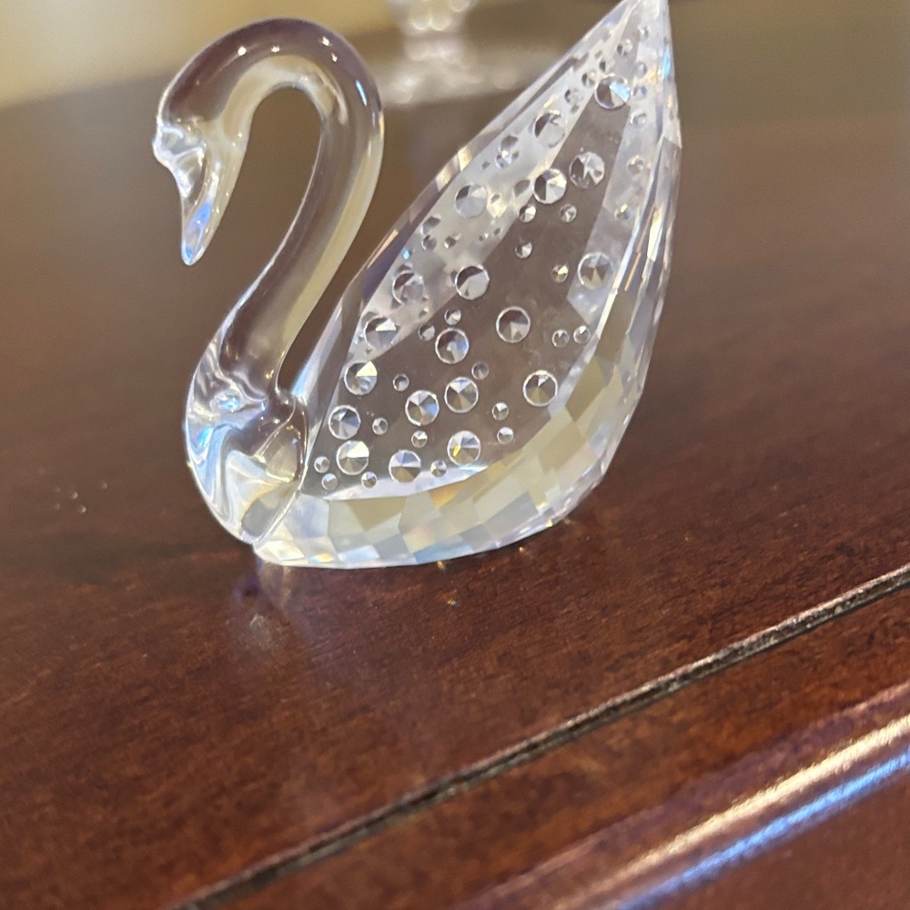 Crystal Swan Figurine